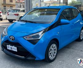 Toyota Aygo Connect 1.0 VVT-i 72 CV 5 porte x-clus