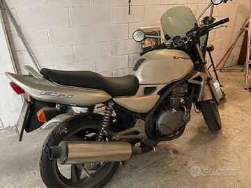Kawasaki ER5