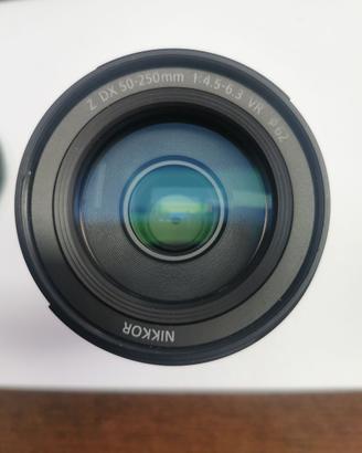 Nikon Z DX 50-250mm VR – pari al nuovo