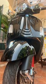 Vespa 300 gts super