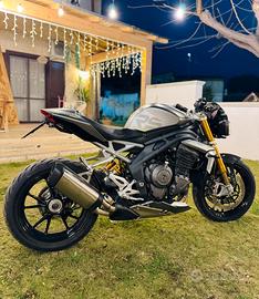 Triumph Speed Triple 1200 Rs