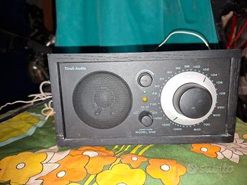 Radio Tivoli model one