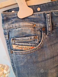 Jeans elasticizzati donna. Diesel nuovi