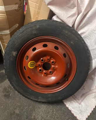Ruotino di scorta per auto Lancia  anni 80.