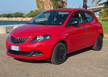 Lancia Ypsilon 1.0 FireFly 5 porte S&S Hybrid Ecoc