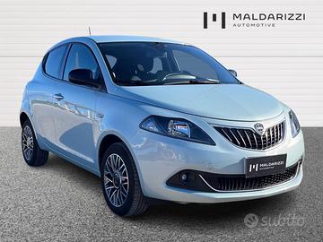 LANCIA Ypsilon 1.0 firefly hybrid Gold Plus s&s 70