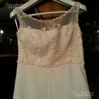 Abito da sposa con accessori