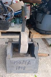 Antica mola da arrotino in legno Mosca 1898
