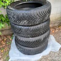GOMME INVERNALI PER TOYOTA YARIS 185/60 R15