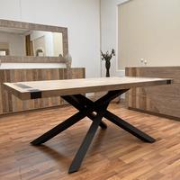 Tavolo di design stile industrial - legno vecchio