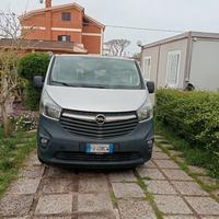 OpelVivaro passo lungo