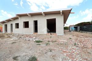 PORZIONE DI TRIFAMILIARE A PORTO MANTOVANO