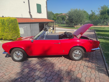 Fiat 124 spider prima serie