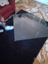 Tavolino in vetro e ferro