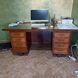 Scrivania in noce massello 180x85