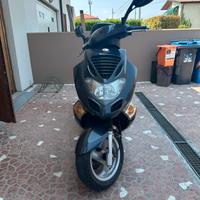 Kymco bet and win 250cc
