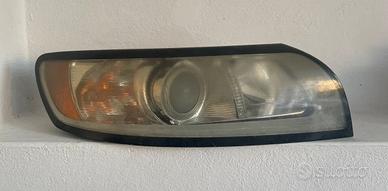 VOLVO V50 FARO ANTERIORE DESTRO