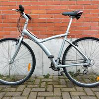 bici btwin 28 altissima doppio cambio perfetta 