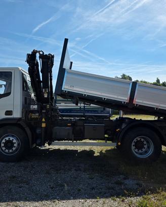 AUTOCARRO IVECO EUROCARGO 180E24 - CASSONE  E GRU