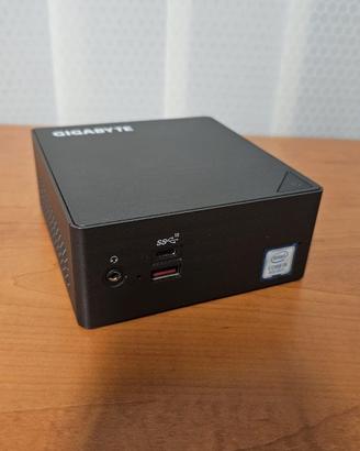MINI PC GIGABYTE BRIX8250