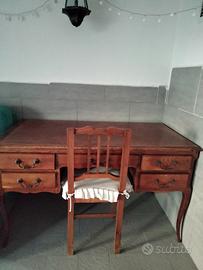 scrivania in legno