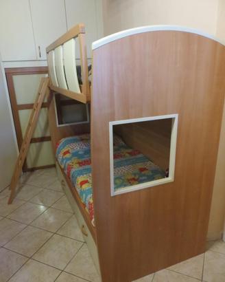 Letto a castello fai voi il prezzo.