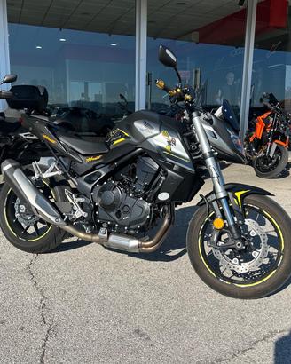 Honda Hornet 750