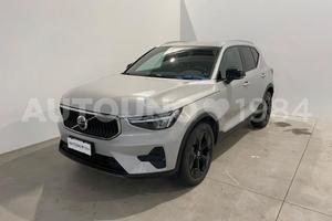 Volvo XC40 2.0 b3 Core auto