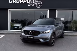 Volvo XC40 2.0 d3 150 CV R-design 4X4