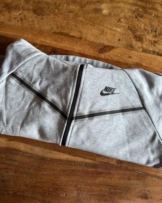FELPA NIKE TECH