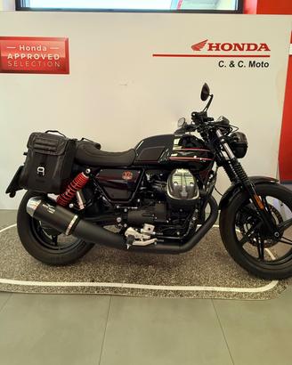 MOTO GUZZI V7 STONE SPECIAL EDITION