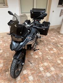 Moto BMW F750GS