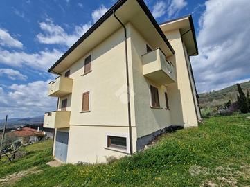 CASA INDIPENDENTE A ARPINO