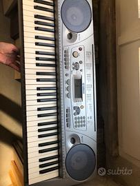 Pianola elettrica Yamaha mod.PSR 273