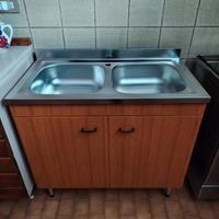 mobile cucina con lavello