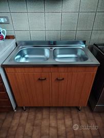 mobile cucina con lavello