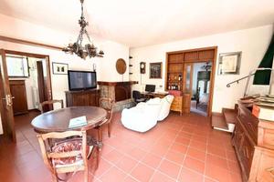 Appartamento di 209 m² con più di 5 locali a Arezz