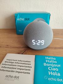 Amazon Alexa Echo dot 4 turchese con orologio 