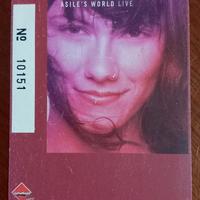 Pass Elisa 🎤 Asile’s World Live + autografi Solis