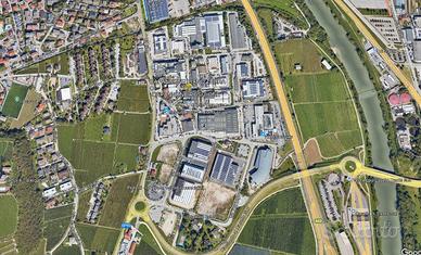 Trento sud, capannone di grande metratura locato