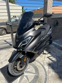 Scooter Wottan 300s