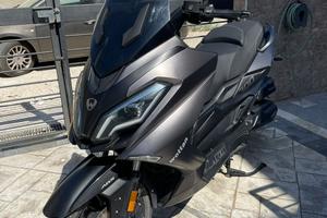 Scooter Wottan 300s