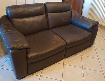 Divano in pelle color testa di moro Divani&Divani