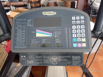 Technogym  step-xt