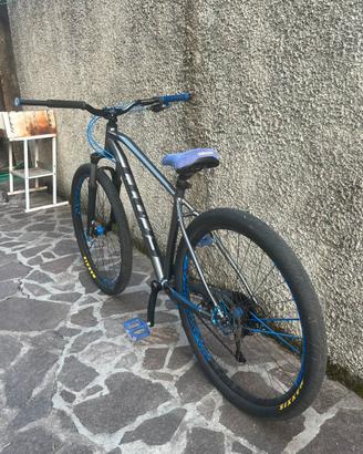 Wheelie bike Scoot