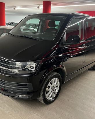 Volkswagen Multivan T6 2.0 TDI 150CV DSG 4x4 letto
