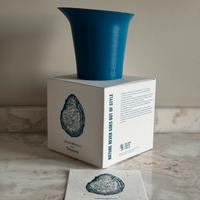 Vaso Armani Blu Limited edition design week 2025