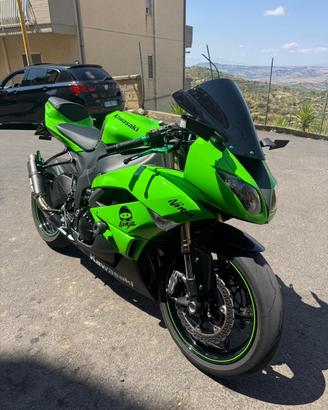 Kawasaki ninja zx6r