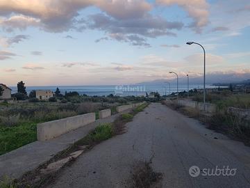 Terreno edificabile a 1 km dalla stazione V/63