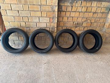 Gomme all season 235/45/18
